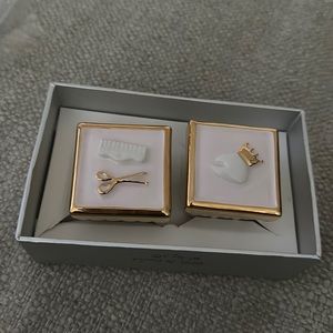 Hallmark tooth and curl set